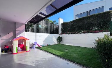 Casa  en arriendo, Loma  Del Atravesado, Envigado, Antioquia