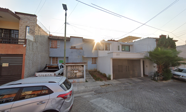 CASA ENCALLE OBISPO, FRAY ANTONIO DE SAN MIGUEL IGLESIAS,MORELIA , MICHOACAN. ¡NO CRÉDITOS!