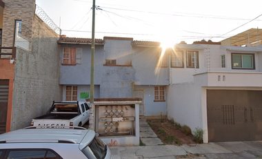 CASA ENCALLE OBISPO, FRAY ANTONIO DE SAN MIGUEL IGLESIAS,MORELIA , MICHOACAN. ¡NO CRÉDITOS!