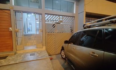 SE ALQUILA LOCAL COMERCIAL EN SAN JUAN DE MIRAFLORES - PRIMER PISO