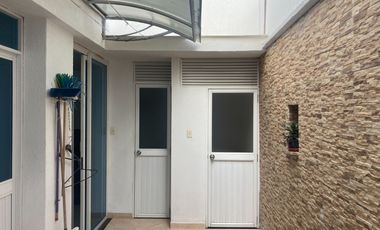 SE VENDE CASA EN EL BARRIO PRADO ALTO AL ORIENTE DE NEIVA