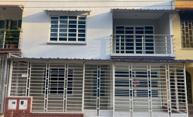 SE VENDE CASA EN EL BARRIO PRADO ALTO AL ORIENTE DE NEIVA