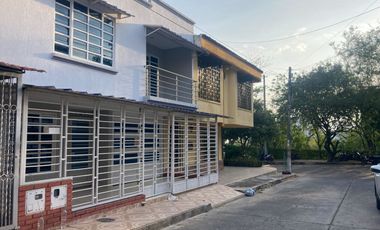 SE VENDE CASA EN EL BARRIO PRADO ALTO AL ORIENTE DE NEIVA