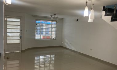 SE VENDE CASA EN EL BARRIO PRADO ALTO AL ORIENTE DE NEIVA
