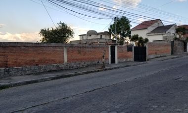 Venta Terreno con Casa en Quito Sector San Fernando a 4 Cuadras Av Occidental