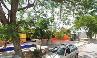 VENTA DE CASA A PRECIO DE REMATE EN Fraccionamiento Las Americas MERIDA