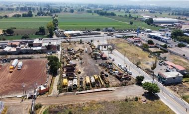 Terreno en RENTA, en la entrada Principal de Tarímbaro, sobre Carretera. KH8468