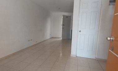 CASA EN RENTA EN MITRAS PONIENTE SECTOR TOLEDO