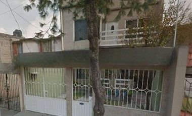 Casa en venta C. Valle de Tapajoz 218 Valle de Aragon 3ra Secc Ecatepec de Morelos Edo Mex Recuperacion Bancaria