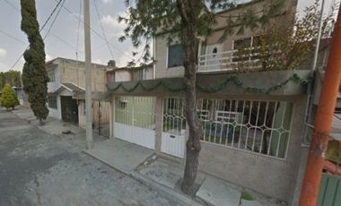 Casa en venta C. Valle de Tapajoz 218 Valle de Aragon 3ra Secc Ecatepec de Morelos Edo Mex Recuperacion Bancaria