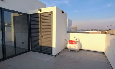 Estrena CASA en CimaAltosur 3niveles Coto con alberca dentro de Periférico
