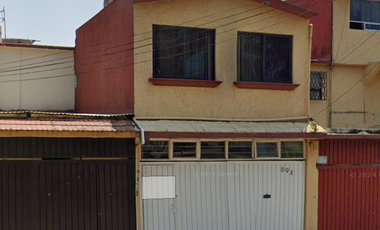 CASA ADJUDICADA  CALZ. DE LAS BOMBAS 89A, COAPA, CULHUACAN CTM IX B, COYOACÁN $2,402,000