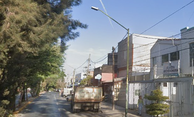 AV RIO NILO