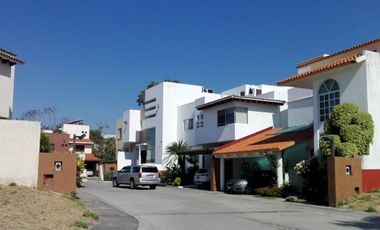Av. San Juan