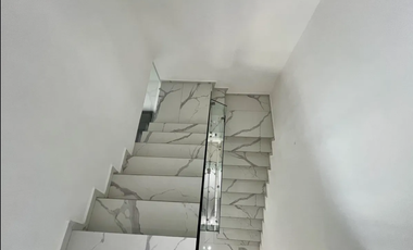 Casa en Venta, Privada con Amenidades, Alberca y Panles Solares, Temozón, Mérida Yuc.
