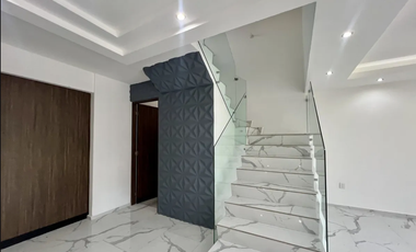 Casa en Venta, Privada con Amenidades, Alberca y Panles Solares, Temozón, Mérida Yuc.