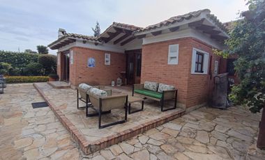 Venta Exclusiva: Casa de Ensueño en Chía, Sector Las Juntas