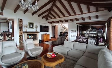Venta Exclusiva: Casa de Ensueño en Chía, Sector Las Juntas