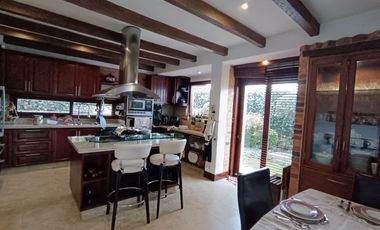 Venta Exclusiva: Casa de Ensueño en Chía, Sector Las Juntas