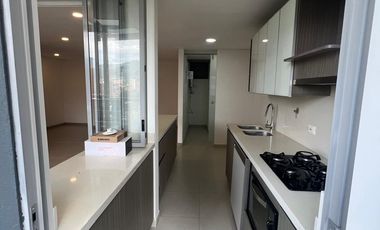 ARRIENDO APARTAMENTO TRES ALCOBAS ENVIGADO SECTOR LOMA DE LOS MESA