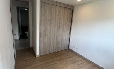 ARRIENDO APARTAMENTO TRES ALCOBAS ENVIGADO SECTOR LOMA DE LOS MESA