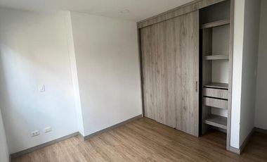 ARRIENDO APARTAMENTO TRES ALCOBAS ENVIGADO SECTOR LOMA DE LOS MESA