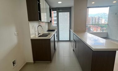 ARRIENDO APARTAMENTO TRES ALCOBAS ENVIGADO SECTOR LOMA DE LOS MESA
