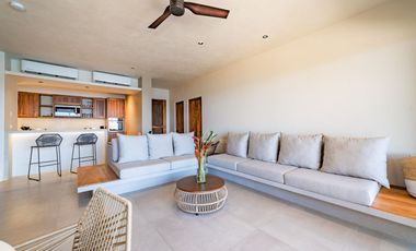 Amanecer Penthouse Condo
