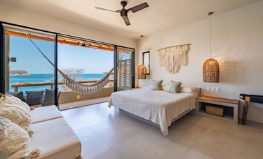 Amanecer Penthouse Condo