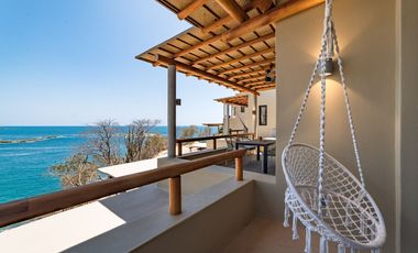 Amanecer Penthouse Condo