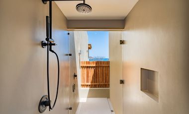 Amanecer Penthouse Condo