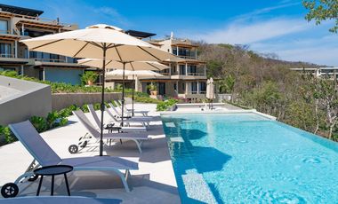 Amanecer Penthouse Condo