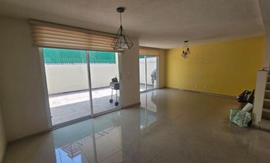 RENTA CASA 2 PLANTAS EN PRIVADA, CUAUTITLAN IZCALLI