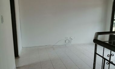 SE VENDE CASA EN EL BARRIO LOS COLORES AL ORIENTE DE NEIVA