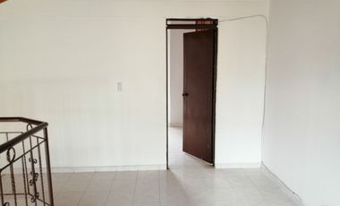 SE VENDE CASA EN EL BARRIO LOS COLORES AL ORIENTE DE NEIVA