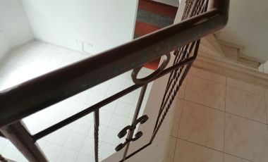 SE VENDE CASA EN EL BARRIO LOS COLORES AL ORIENTE DE NEIVA