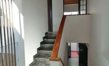 SE VENDE CASA EN EL BARRIO EN LA GAITANA AL ORIENTE DE NEIVA