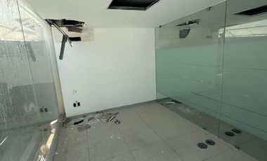 OFICINA EJECUTIVA EN VENTA EN REMODELACIÓN