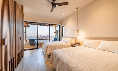 Amanecer with Rooftop Condo