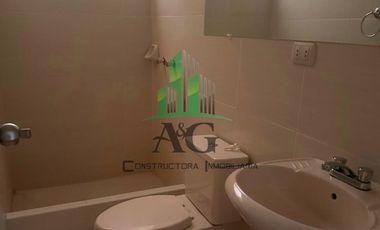 VENDO LINDO DEPARTAMENTO EN CERRO COLORADO DE 88MT, CERCA A LA PLAZA LAS AMERICAS DE 3 DORMITOIOS CON 2 BAÑOS
