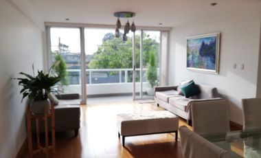VENDO AMPLIO DEPARTAMENTO Urb. RESIDENCIAL MONTERRICO- LA MOLINA
