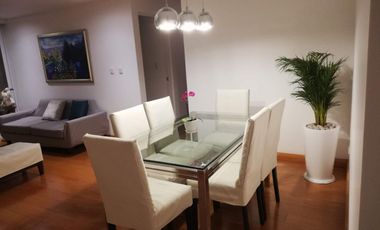 VENDO AMPLIO DEPARTAMENTO Urb. RESIDENCIAL MONTERRICO- LA MOLINA