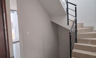 CASA EN RENTA EN SENDEROS DE MONTEVERDE COTO 5B