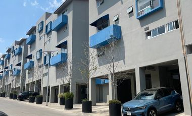 VENTA PH TIPO TOWN HOUSE EN ZONA ESMERALDA ATIZAPAN DE ZARAGOZA CON BALCON Y AREAS VERDES