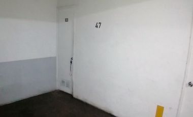 VENDE LOCAL COMERCIAL CON BODEGA Y ESTACIONAMIENTO, MANUEL RODRÍGUEZ SUR CON BLANCO ENCALADA, SANTIAGO, 31 M2