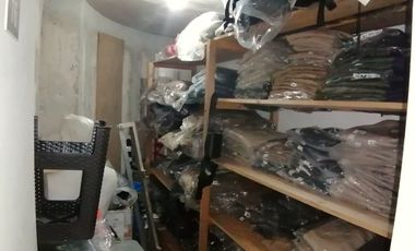 VENDE LOCAL COMERCIAL CON BODEGA Y ESTACIONAMIENTO, MANUEL RODRÍGUEZ SUR CON BLANCO ENCALADA, SANTIAGO, 31 M2