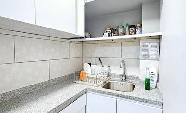 Oficina en Venta a pasos de Metro Moneda, detrá de la Torre Entel