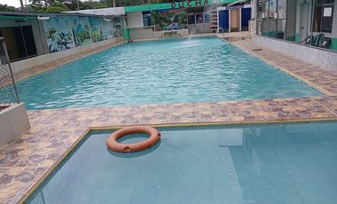 Vendo Hotel de 1945,5m2 con piscinas  en Misahualli en el Napo esta en operación