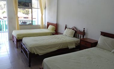 Vendo Hotel de 1945,5m2 con piscinas  en Misahualli en el Napo esta en operación