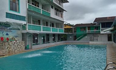 Vendo Hotel de 1945,5m2 con piscinas  en Misahualli en el Napo esta en operación